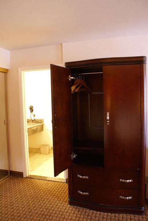 Days Inn Harbor View San Diego Luaran gambar