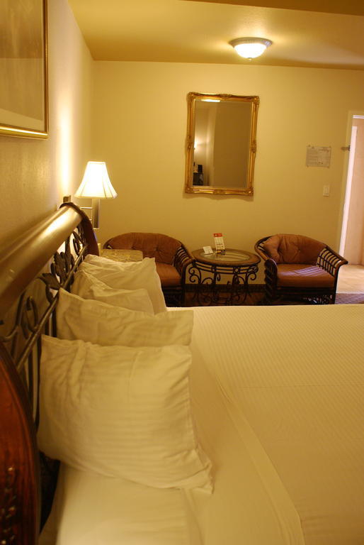 Days Inn Harbor View San Diego Luaran gambar